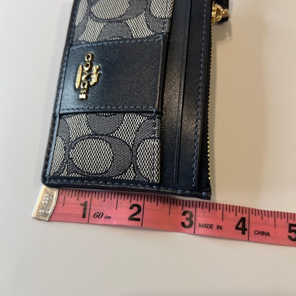 AUTHENTIC NWT COACH MINI ID SKINNY SIGNATURE JACQUARD - Picture 3 of 4